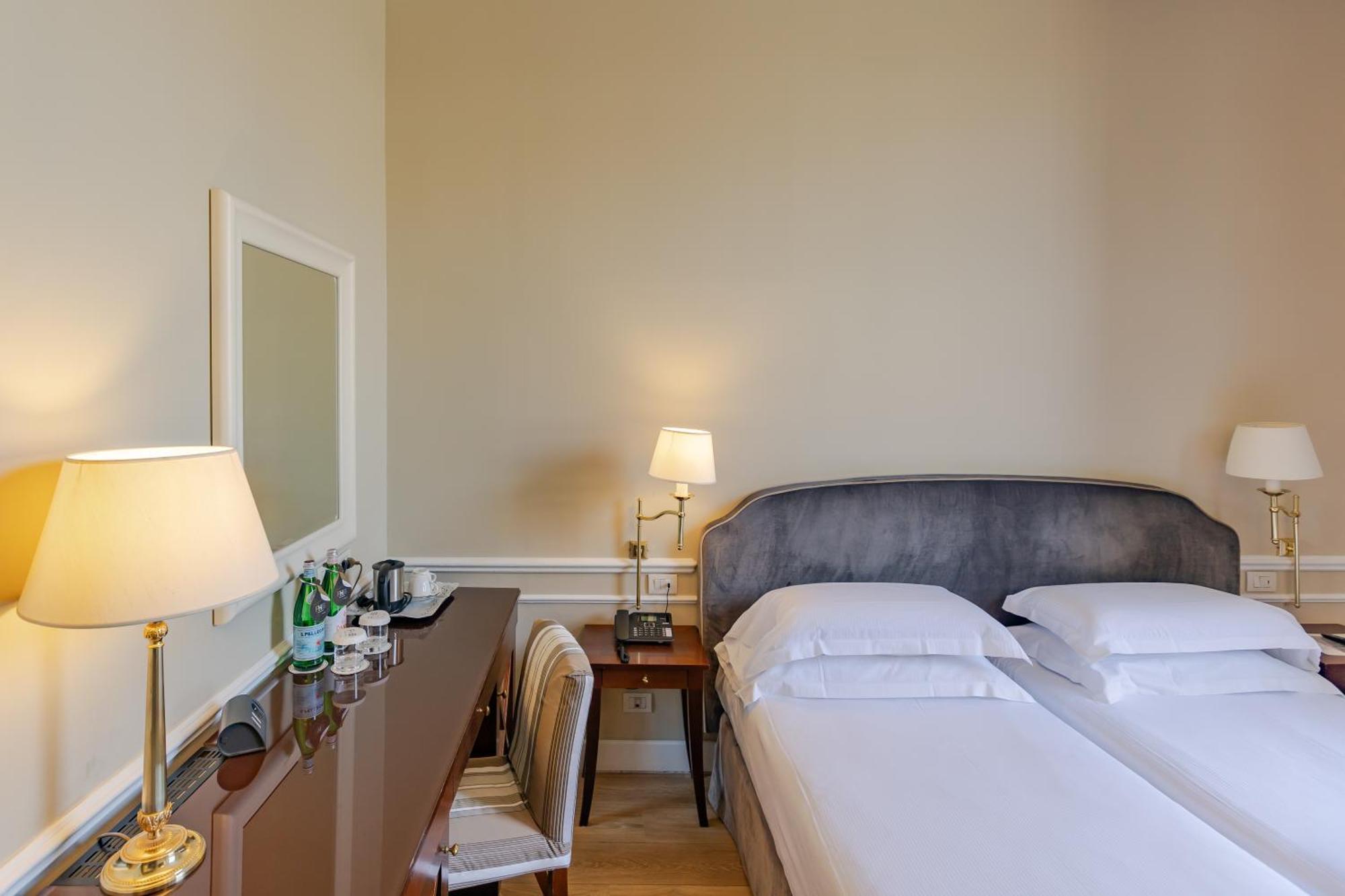 FH55 Hotel Calzaiuoli Firenze Esterno foto